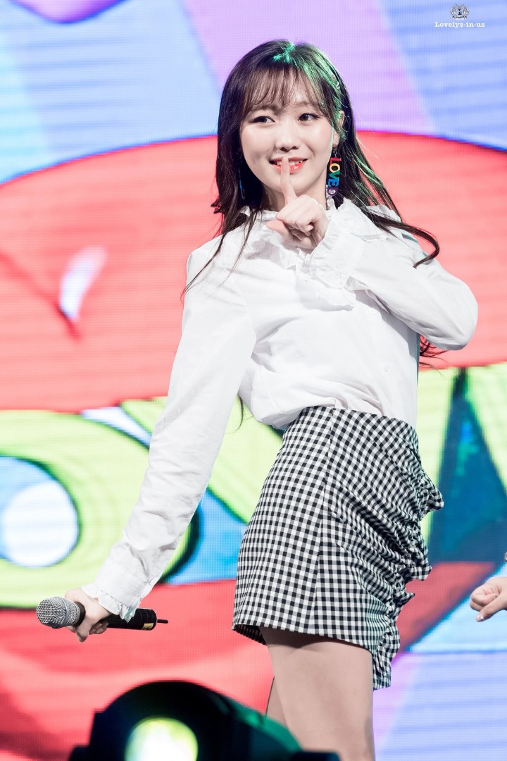 [러블리즈] 제친구와 수정이의 생일을 축하하면 수정이 | 인스티즈