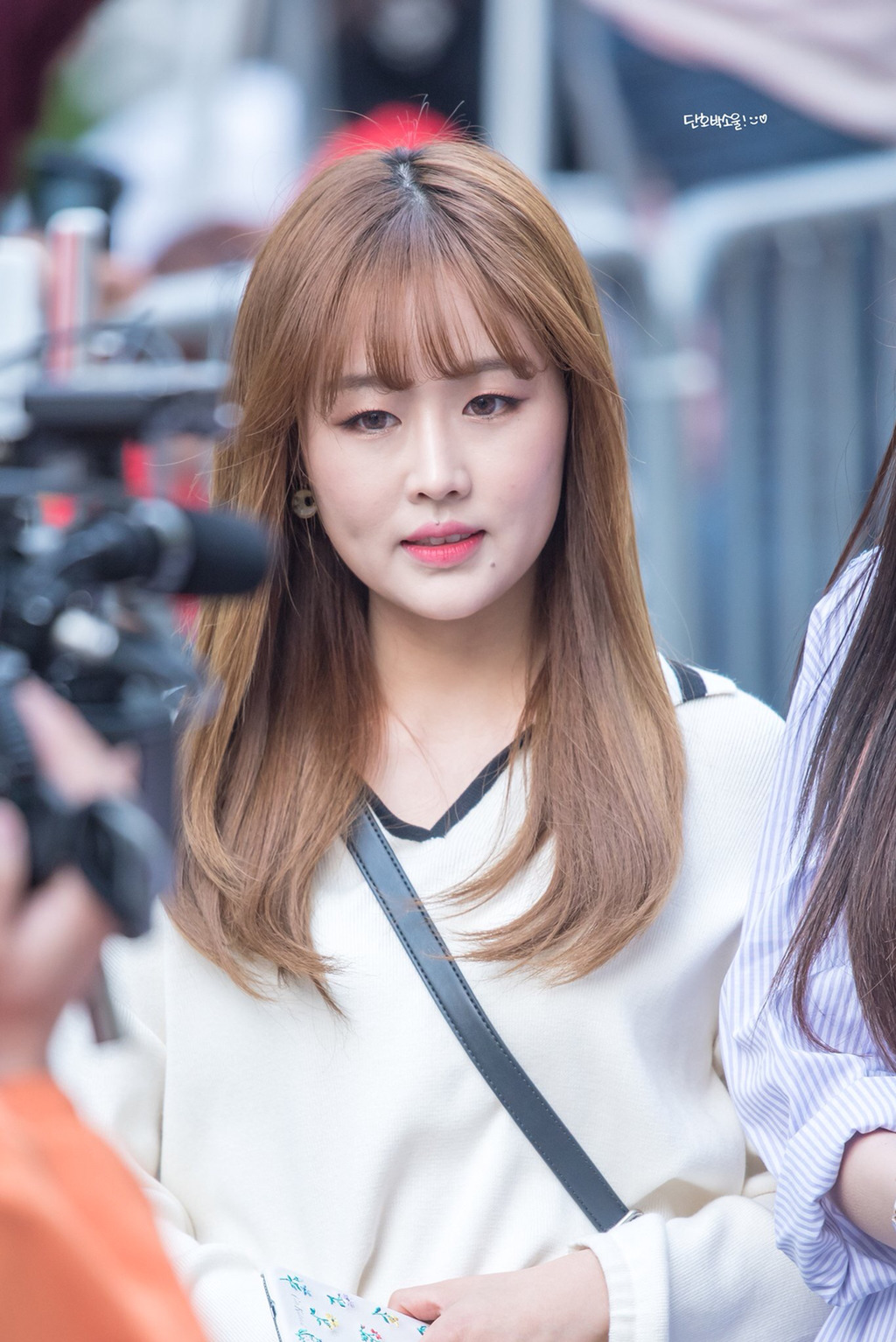 [러블리즈] 휴일이라 그런지 일이 별로 없어서 베이비소울 | 인스티즈