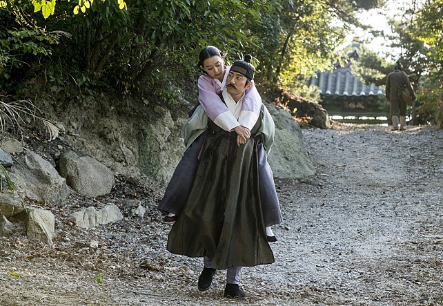 김명민 오달수 김지원 주연 영화조선명탐정3 : 흡혈괴마의 비밀 언론시사회 반응 | 인스티즈