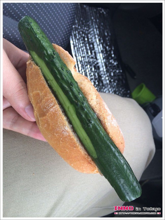 생긴건 뭣같이 생겼어도 짱맛이라는 핫도그.jpg | 인스티즈