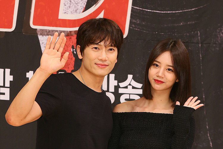여자아이돌이 주연했을시의 흔한 나이차 | 인스티즈