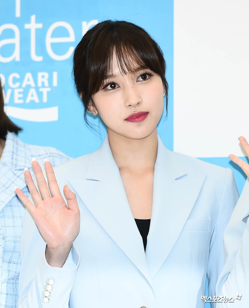 입가리고 웃는데 설레이게 되는 묘이 미나.gif | 인스티즈