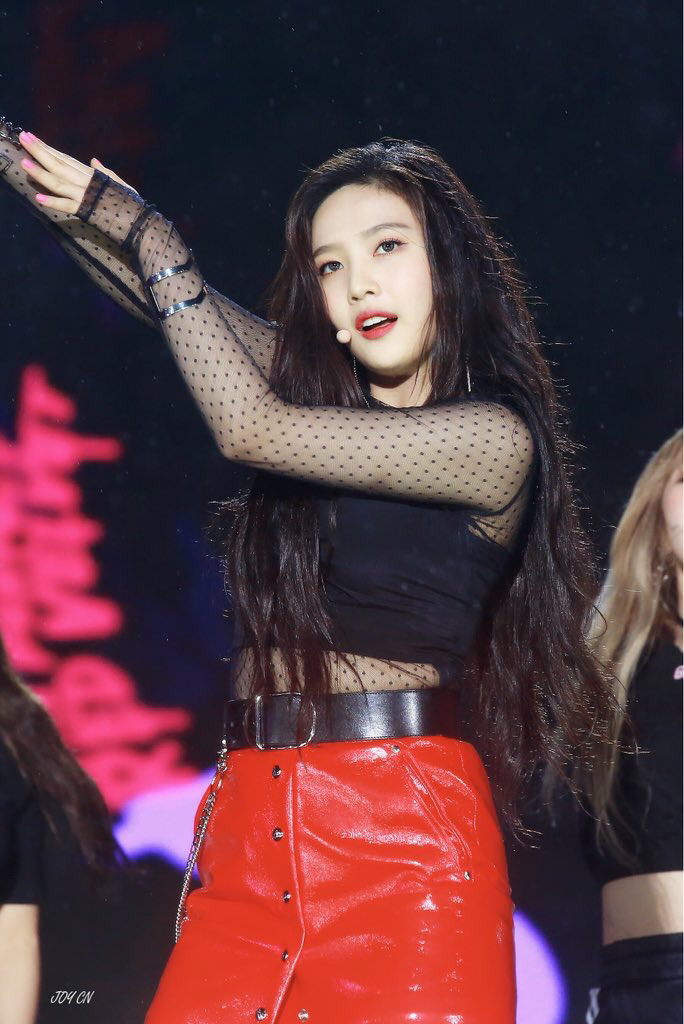 헤이즈가 좋아하는 여자아이돌.jpgif | 인스티즈
