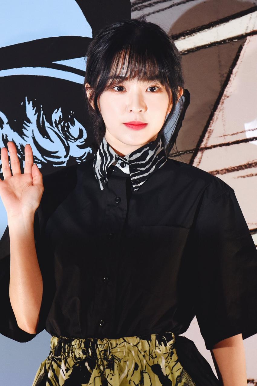 남녀아이돌 100명이 뽑은 제일 예쁜 여자 아이돌.jpgif | 인스티즈