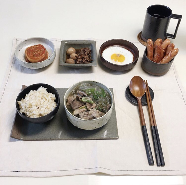 집밥 먹기 위해서라도 칼귀가 할 수 밖에 없는 흔한 아내분의 밥상 | 인스티즈
