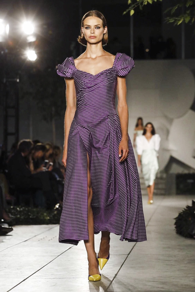 2018 S/S 캐롤리나 헤레라 컬렉션 | 인스티즈