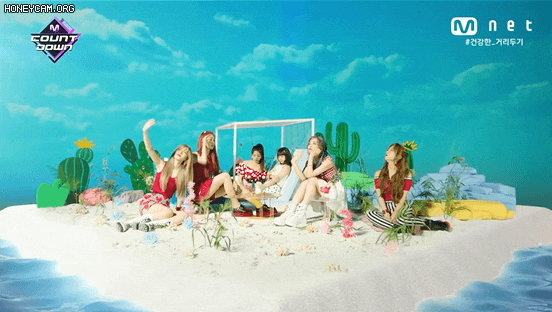 지난주 컴백한 로켓펀치 JUICY 엠카 움짤 .gif | 인스티즈