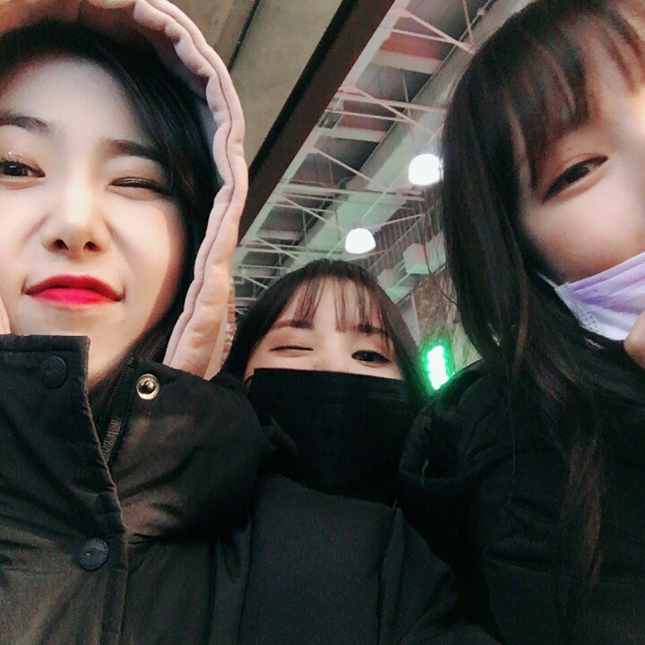 여자친구 예린 신비 은하 . insta | 인스티즈
