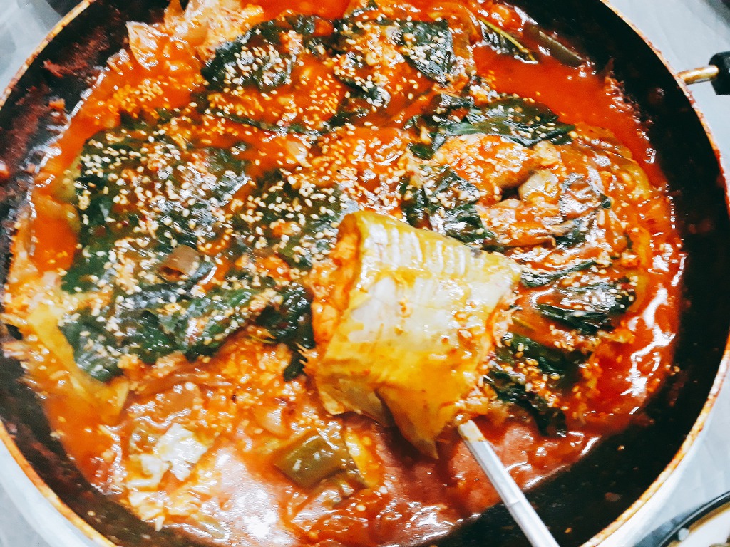 강변식당 이미지