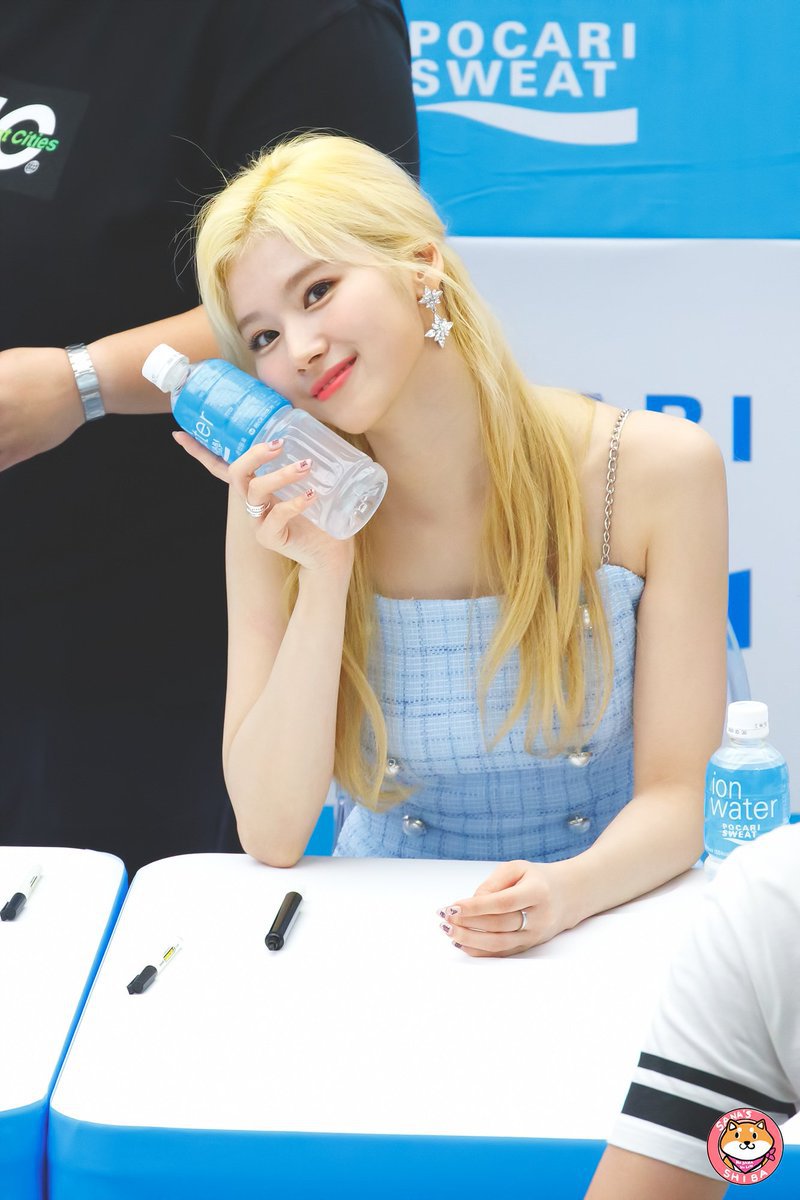사나는 예쁘다.jpgif | 인스티즈