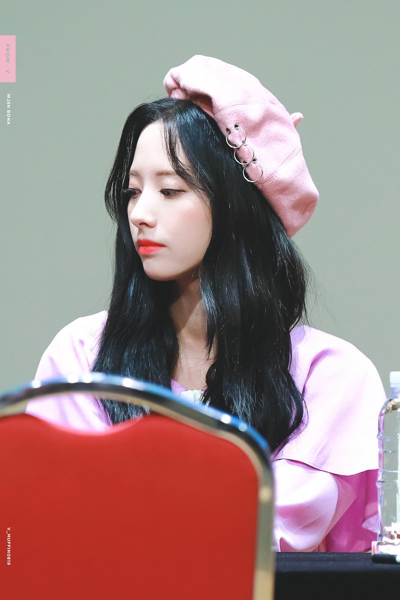 비쥬얼은 아이돌 톱클래스인 우주소녀 보나.jpg | 인스티즈